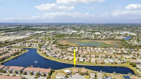 2007 Sw Jamesport Drive Drive Port Saint Lucie FL 34953
