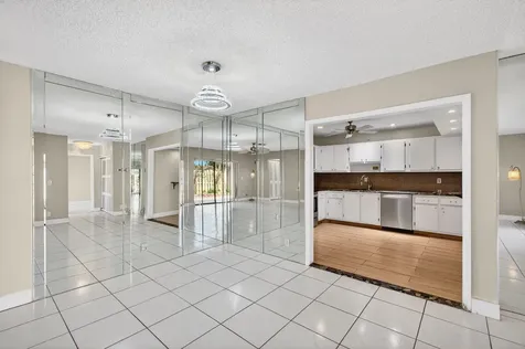 714 Nw 27th Avenue Delray Beach FL 33445