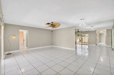 714 Nw 27th Avenue Delray Beach FL 33445
