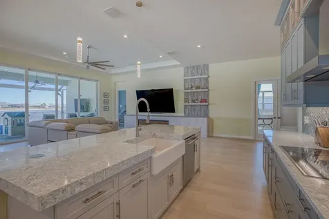 8538 Sw Cantante Way Port Saint Lucie FL 34987