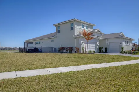 8538 Sw Cantante Way Port Saint Lucie FL 34987