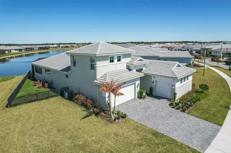 8538 Sw Cantante Way Port Saint Lucie FL 34987