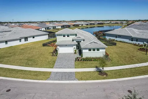 8538 Sw Cantante Way Port Saint Lucie FL 34987