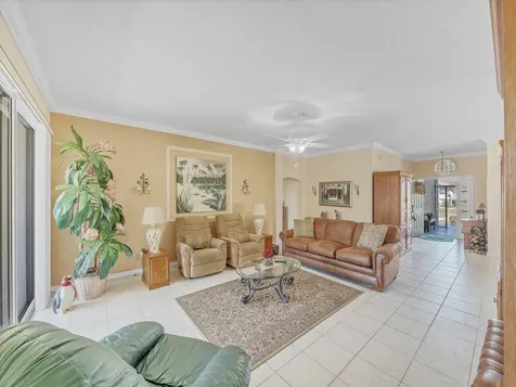 890 Nw Sarria Court Port Saint Lucie FL 34986