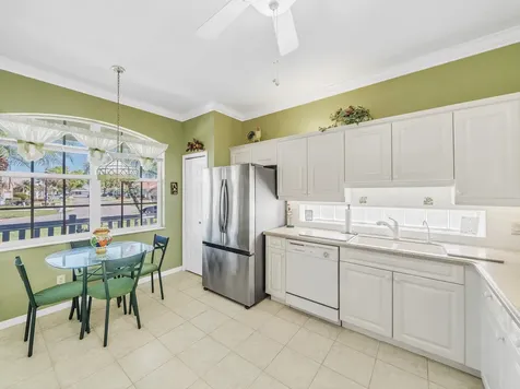 890 Nw Sarria Court Port Saint Lucie FL 34986