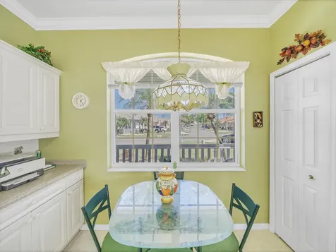890 Nw Sarria Court Port Saint Lucie FL 34986