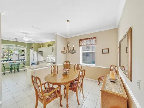 890 Nw Sarria Court Port Saint Lucie FL 34986