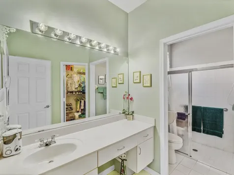 890 Nw Sarria Court Port Saint Lucie FL 34986
