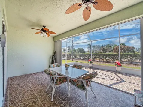 890 Nw Sarria Court Port Saint Lucie FL 34986