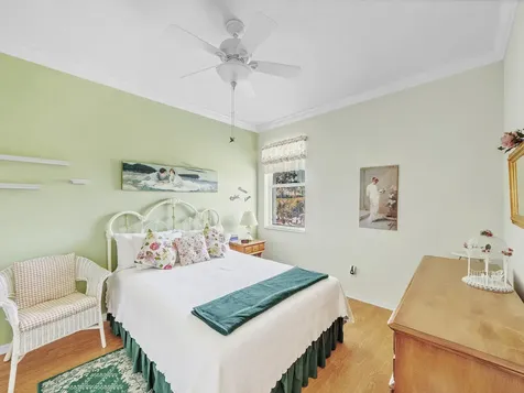 890 Nw Sarria Court Port Saint Lucie FL 34986