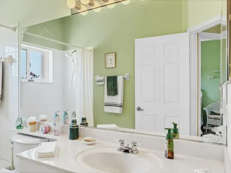 890 Nw Sarria Court Port Saint Lucie FL 34986
