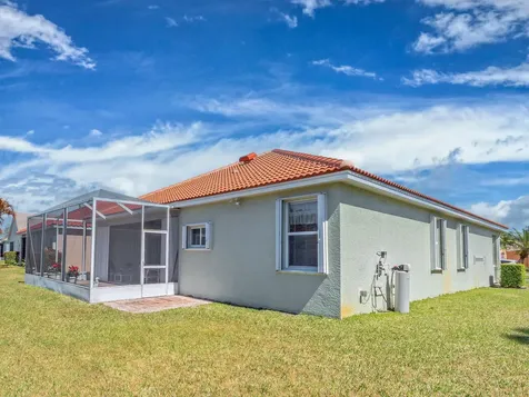 890 Nw Sarria Court Port Saint Lucie FL 34986