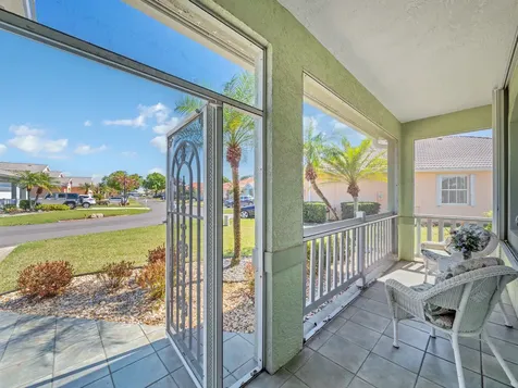 890 Nw Sarria Court Port Saint Lucie FL 34986