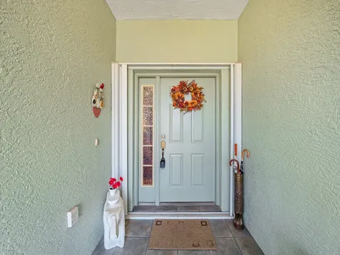 890 Nw Sarria Court Port Saint Lucie FL 34986
