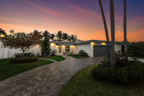 2846 Ne 35th Court Lighthouse Point FL 33064