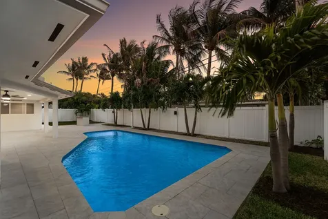 2846 Ne 35th Court Lighthouse Point FL 33064