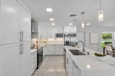 2846 Ne 35th Court Lighthouse Point FL 33064