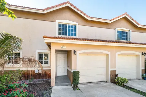 6712 Old Farm Trail Boynton Beach FL 33437