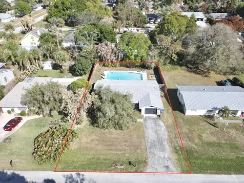 186 23rd Avenue Vero Beach FL 32962