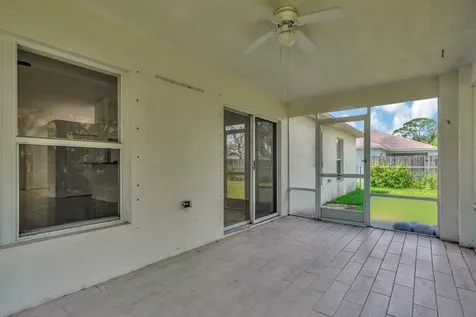 997 SW Eureka Avenue Port Saint Lucie FL 34953