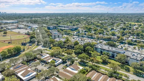 7000 Nw 17th Street Plantation FL 33313