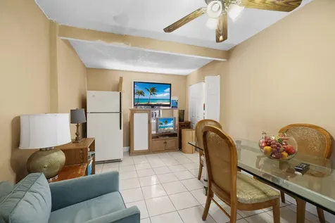 5838 Harding Street Hollywood FL 33021