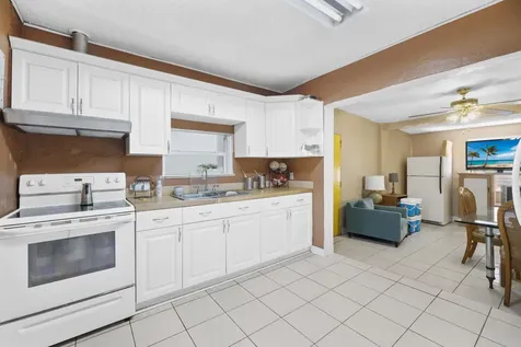 5838 Harding Street Hollywood FL 33021