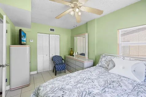 5838 Harding Street Hollywood FL 33021