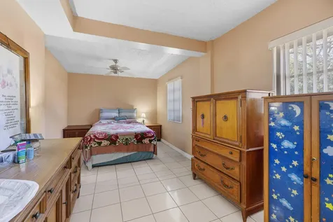 5838 Harding Street Hollywood FL 33021