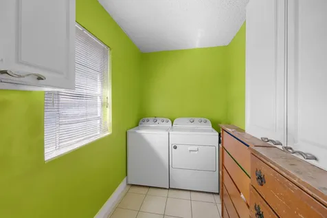 5838 Harding Street Hollywood FL 33021