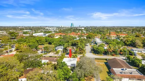 5838 Harding Street Hollywood FL 33021