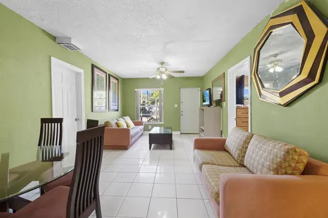 5838 Harding Street Hollywood FL 33021