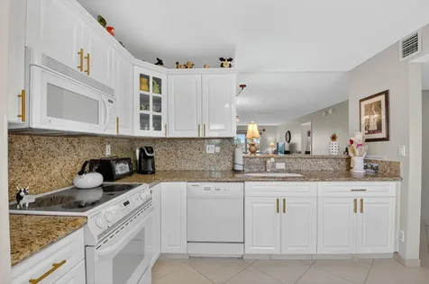 2871 N Ocean Boulevard Boca Raton FL 33431
