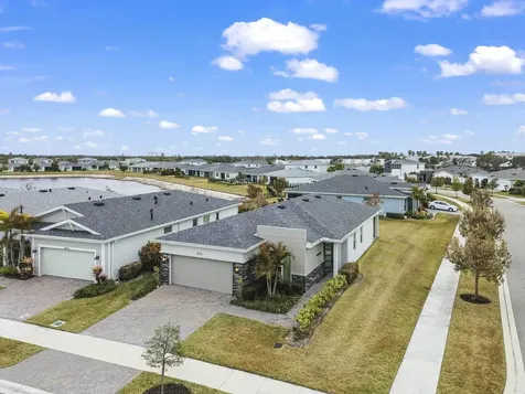 10751 Sw Hensley Street Port Saint Lucie FL 34987