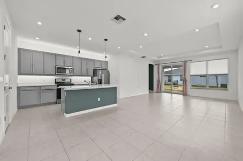 10751 Sw Hensley Street Port Saint Lucie FL 34987