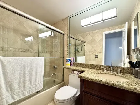 2840 S Oakland Forest Drive Oakland Park FL 33309