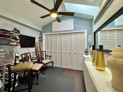 2840 S Oakland Forest Drive Oakland Park FL 33309