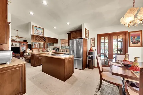 5172 Nw 84th Road Coral Springs FL 33067