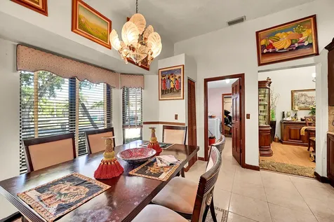 5172 Nw 84th Road Coral Springs FL 33067