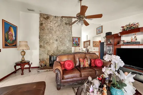 5172 Nw 84th Road Coral Springs FL 33067