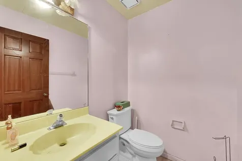 5172 Nw 84th Road Coral Springs FL 33067