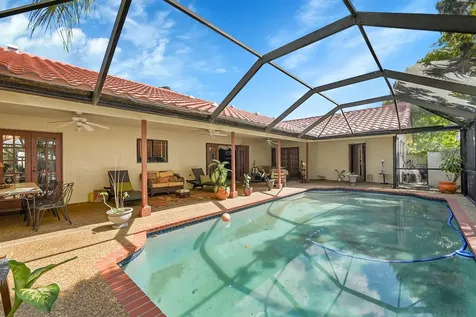 5172 Nw 84th Road Coral Springs FL 33067