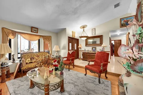 5172 Nw 84th Road Coral Springs FL 33067