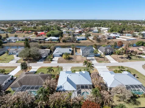 737 Sw Dalton Circle Port Saint Lucie FL 34953