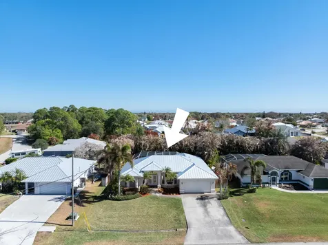 737 Sw Dalton Circle Port Saint Lucie FL 34953