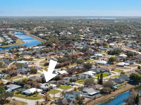 737 Sw Dalton Circle Port Saint Lucie FL 34953