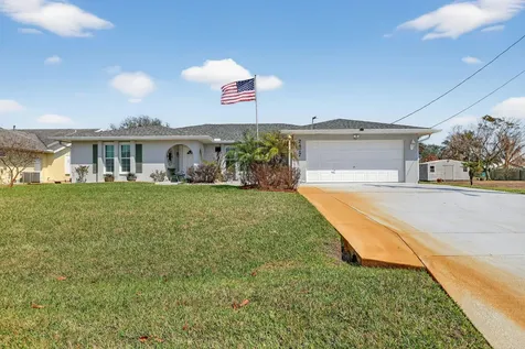 2477 Sw Chestnut Lane Port Saint Lucie FL 34953