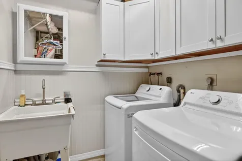 2477 Sw Chestnut Lane Port Saint Lucie FL 34953