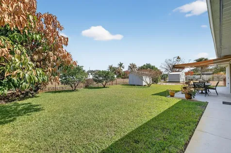 2477 Sw Chestnut Lane Port Saint Lucie FL 34953