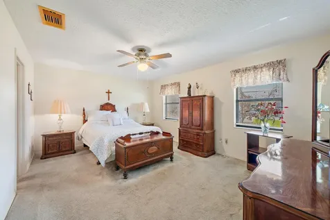 122 N Naranja Avenue Port Saint Lucie FL 34983